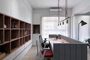 easy access to Mid Valley Low Density 600 Units Only! Pure Residential concept Project 3room Freehold