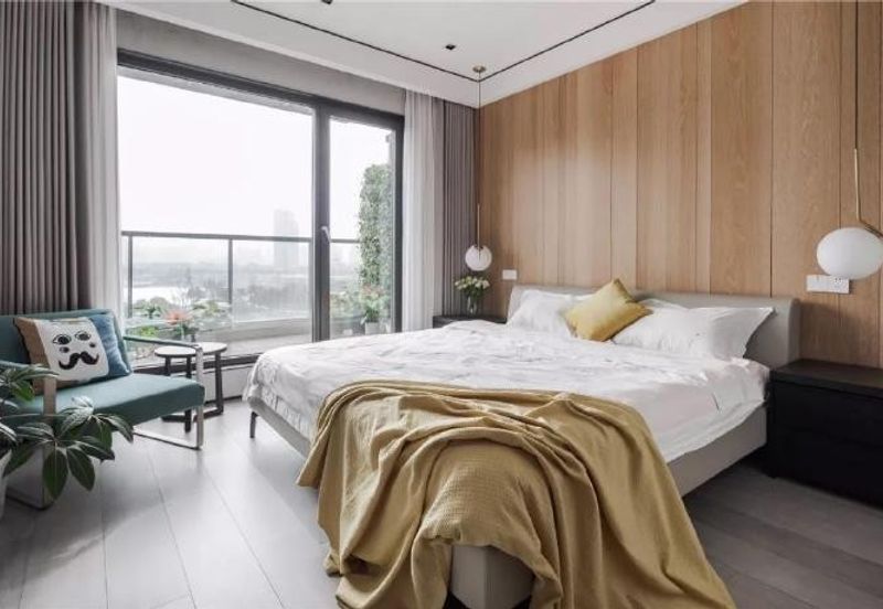 Prime Location. Walking distance to shopping mall and lrt station