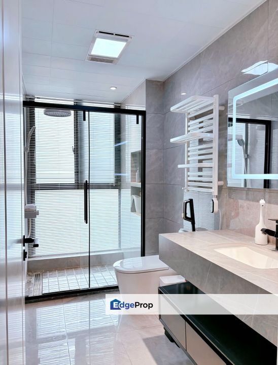 Mid Valley Fuuly Furnished Condo 5 mins to MRT, Kuala Lumpur, Mid Valley City