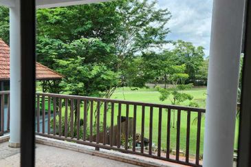 Tropicana Golf & Country Resort