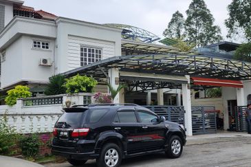 Jalan Setia Murni