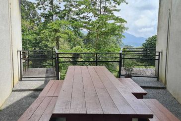 A magnificent villa in Tanarimba Janda Baik for sale