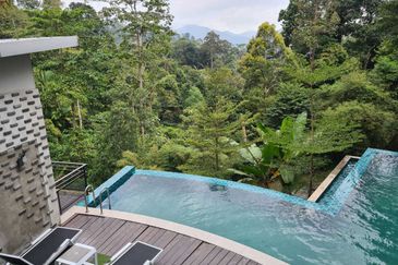 A magnificent villa in Tanarimba Janda Baik for sale