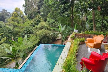 A magnificent villa in Tanarimba Janda Baik for sale