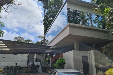 A magnificent villa in Tanarimba Janda Baik for sale