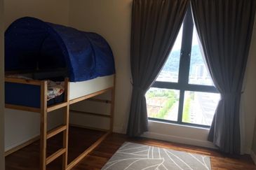 16 Quartz Melawati Condominium