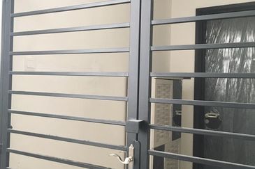 16 Quartz Melawati Condominium