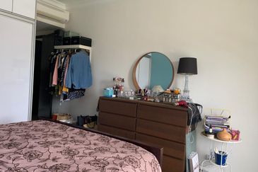 16 Quartz Melawati Condominium