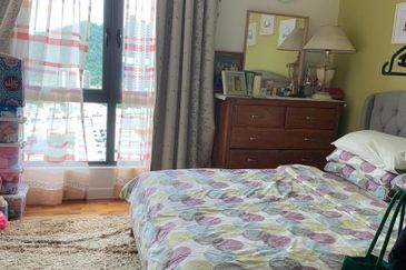 16 Quartz Melawati Condominium