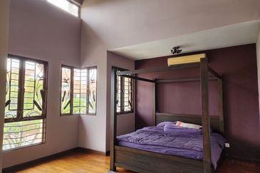 Bukit Jelutong 2 storey superlink house for sale