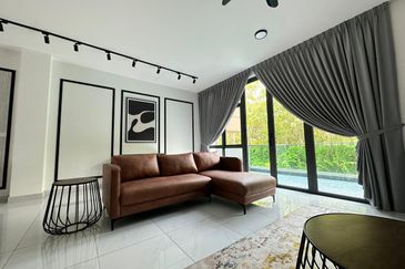 4 storey superlink for sale