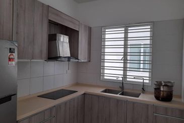 Lee Yuan condo for sale
