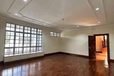 Taman Duta Massive Mansion for sale
