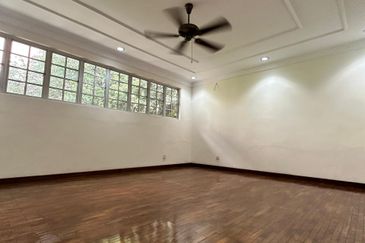Taman Duta Massive Mansion for sale