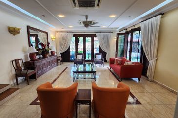 Titiwangsa luxurious bungalow for sale