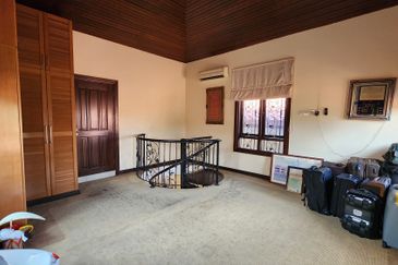 Titiwangsa luxurious bungalow for sale