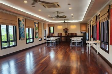 Titiwangsa luxurious bungalow for sale
