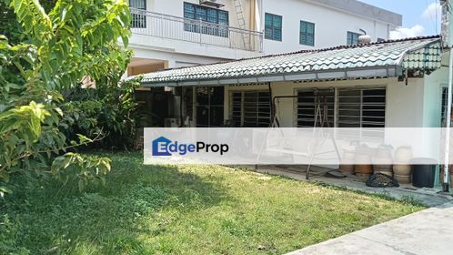 PJ Sec 3 semi detached house., Selangor, Petaling Jaya