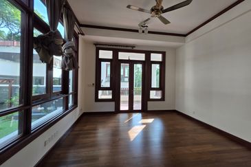 Sri Bukit Persekutuan