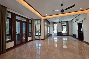 Sri Bukit Persekutuan