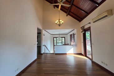 Sri Bukit Persekutuan