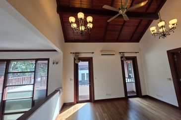 Sri Bukit Persekutuan