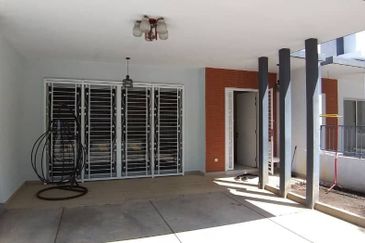 TAMAN BUKIT CHEMARA(CHEMARA HILL)