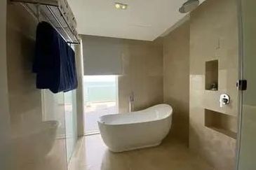 Lexis @ Port Dickson