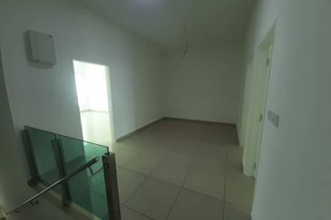 HIJAYU 3A @ BANDAR SRI SENDAYAN