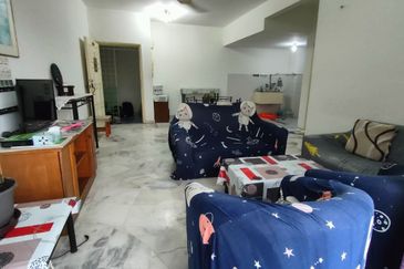 PD MARINA (STRAITS VIEW VILLAS)