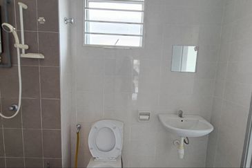 S2 HEIGHTS(SEREMBAN 2)