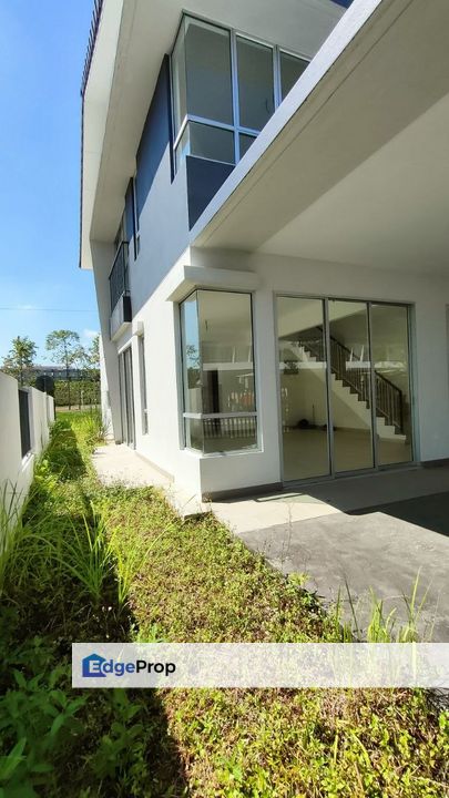 Brand New Double Storey Endlot House , Negeri Sembilan, Seremban