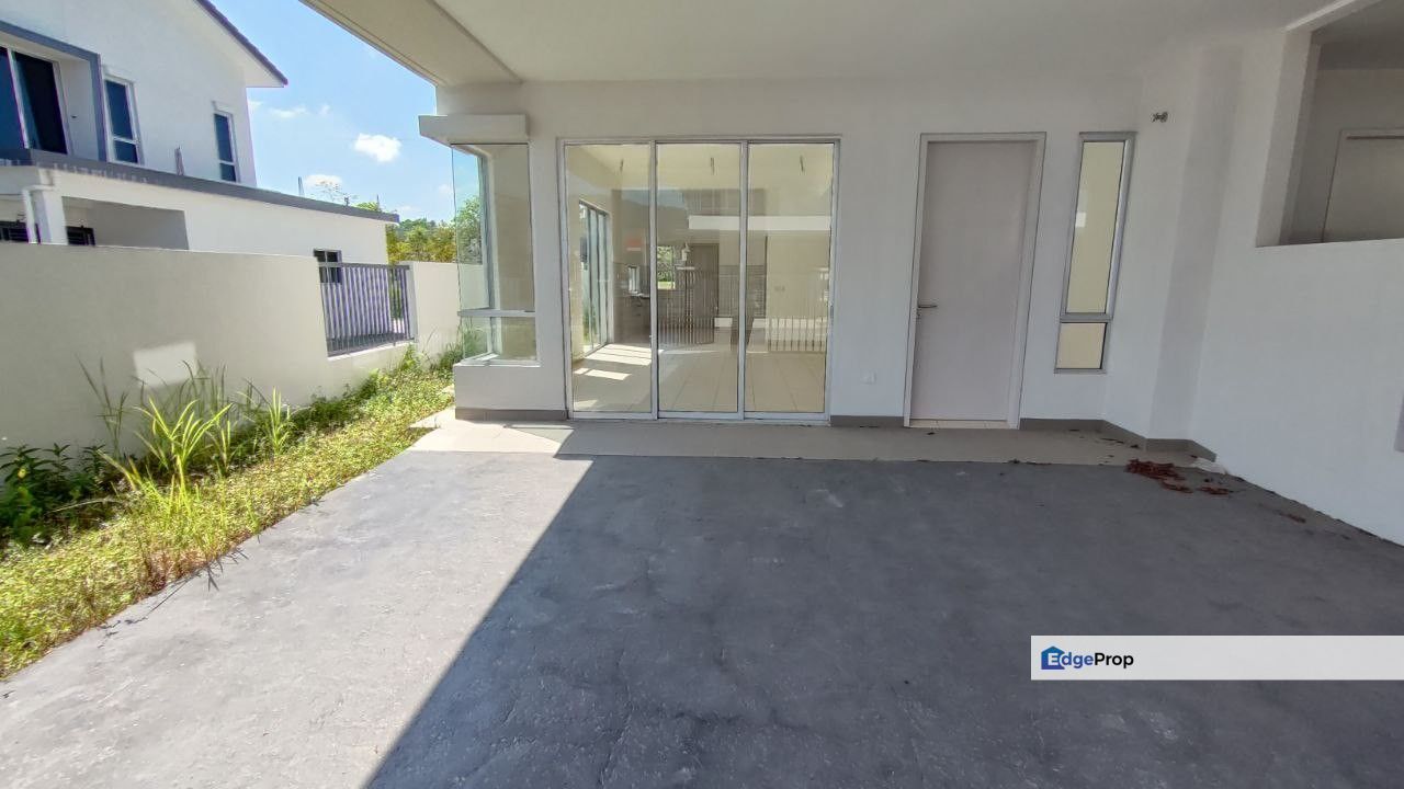 Brand New Double Storey Endlot House , Negeri Sembilan, Seremban