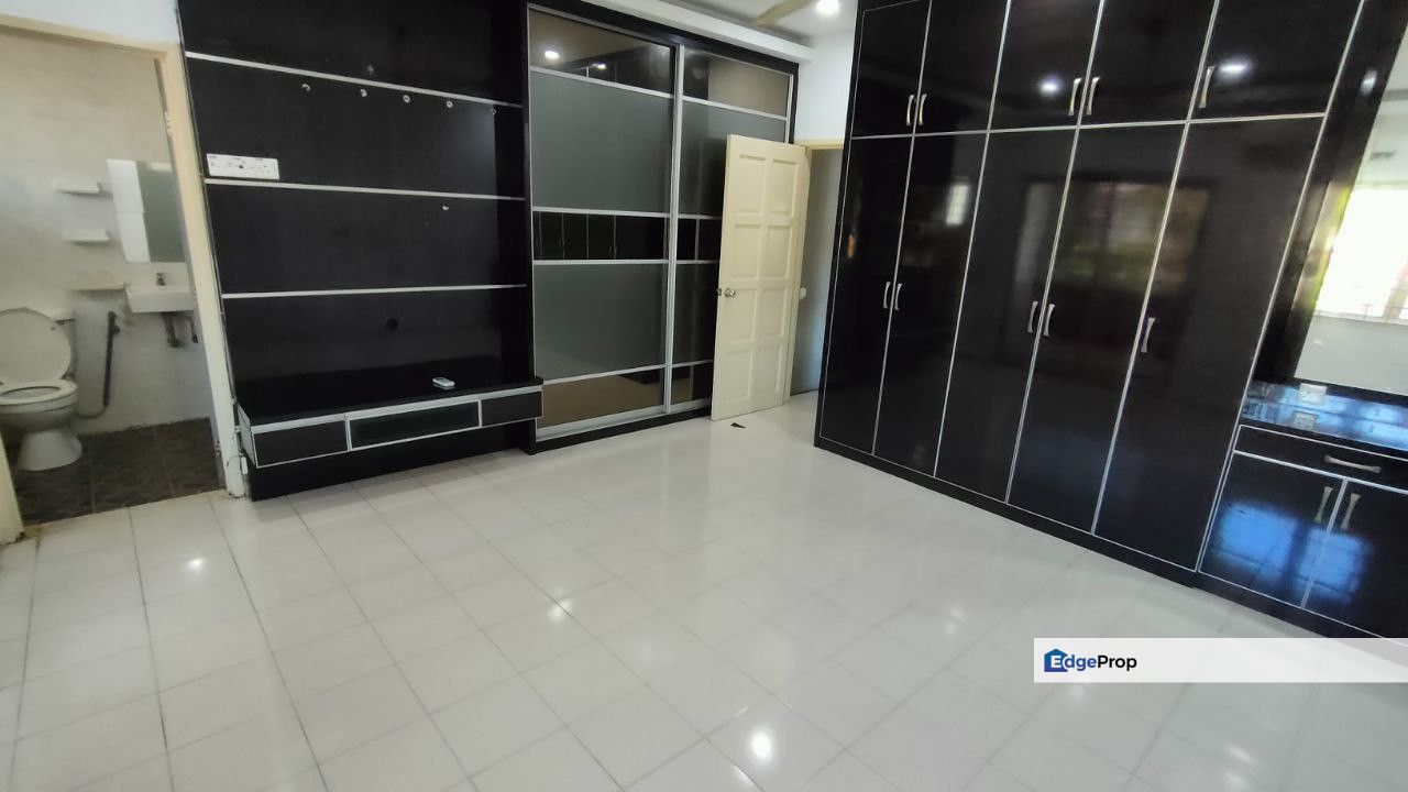 Taman Oakland Seremban 2 Renovated Below Market, Negeri Sembilan, Seremban