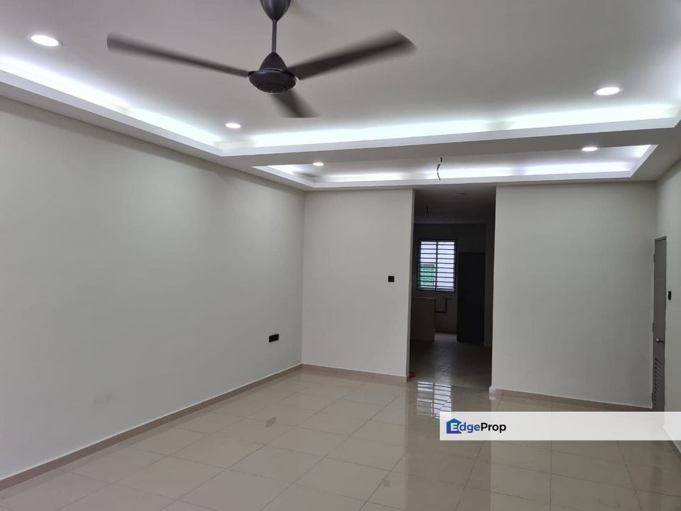 Sendayan Nusari Aman 2 Double Storey for Rent, Negeri Sembilan, Siliau