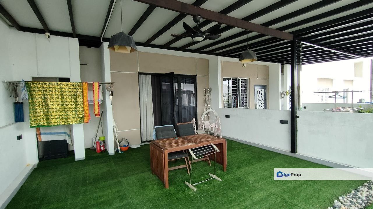 Ara Sendayan Double Storey Nice Renovated Double Storey House For Sale, Negeri Sembilan, Seremban