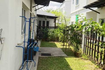 MYDiva, Perdana Lakeview East