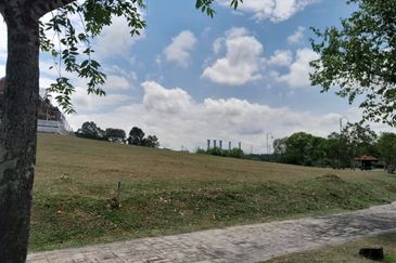 PREMIUM BUNGALOW LAND IN PRESINT 11 PERDANA HILLS, PUTRAJAYA FOR SALE