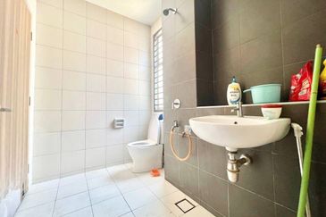 Serenia Amani @ Serenia City