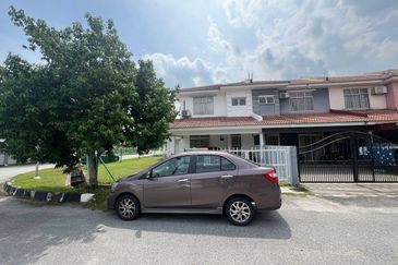 Jalan SP 4 @ Bandar Saujana Putra