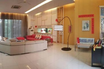 Perdana Lakeview East