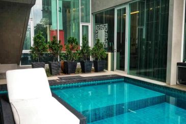 Perdana Lakeview East