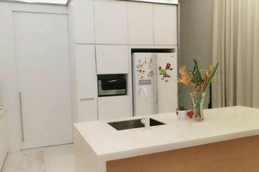 Perdana Lakeview East