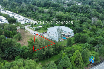 Perdana Lakeview East