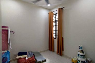 Jalan Kebun Nenas 2G/KS7