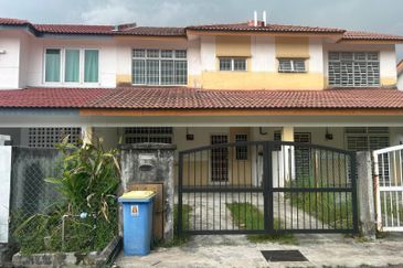 Jalan SP 4 @ Bandar Saujana Putra