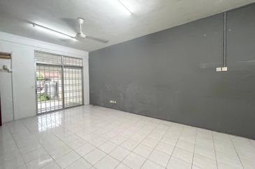 Jalan SP 4 @ Bandar Saujana Putra