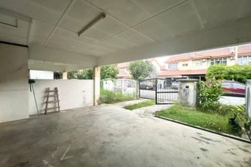 Jalan SP 4 @ Bandar Saujana Putra