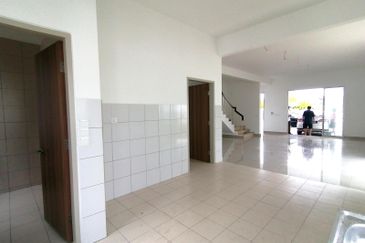 Serenia Amani @ Serenia City