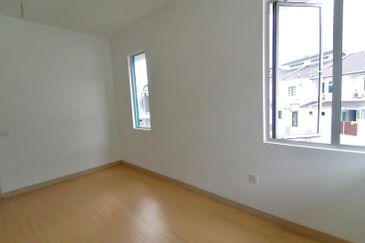 Serenia Amani @ Serenia City